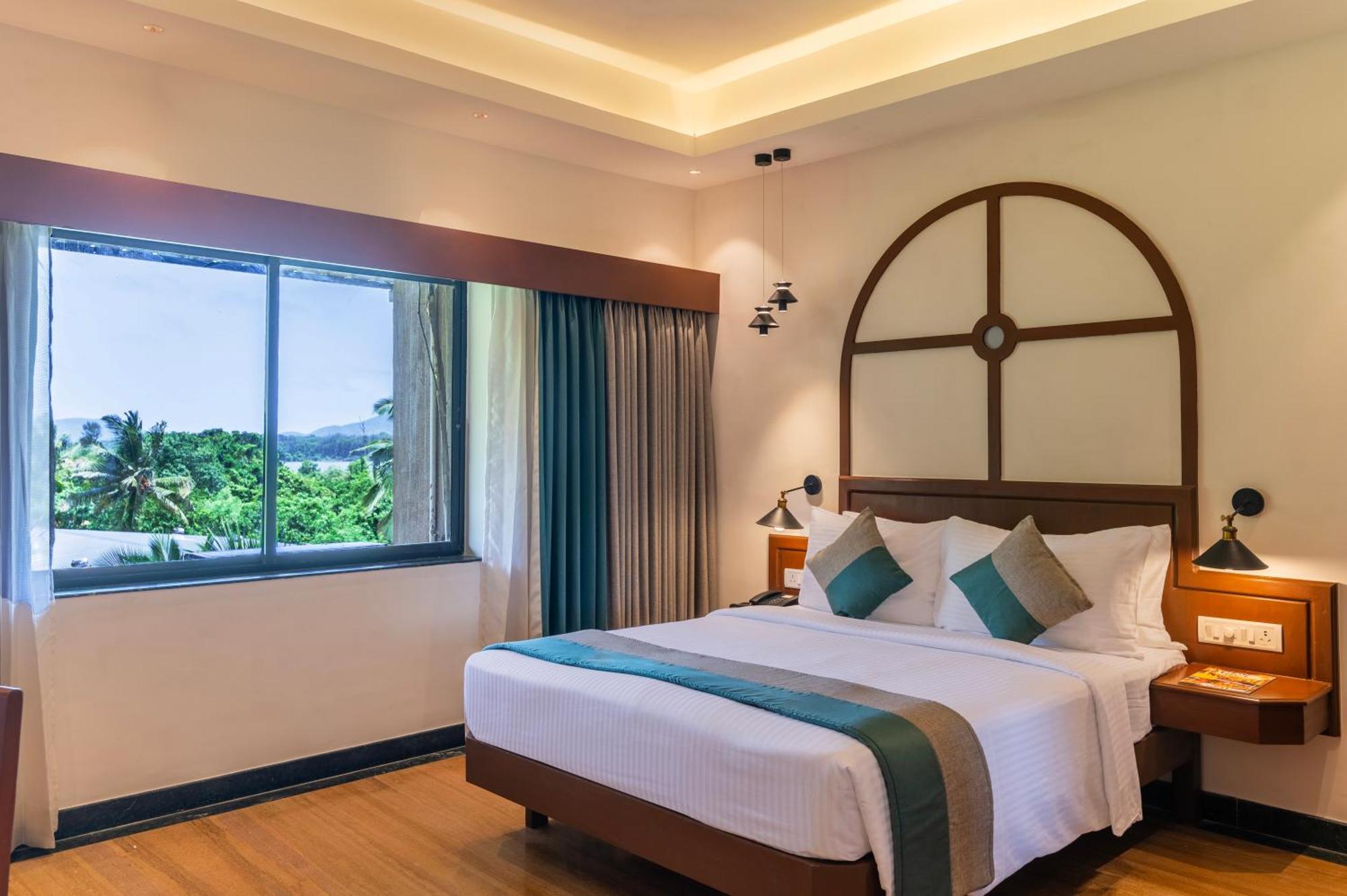 Hotel Sterling Karwar Exterior foto