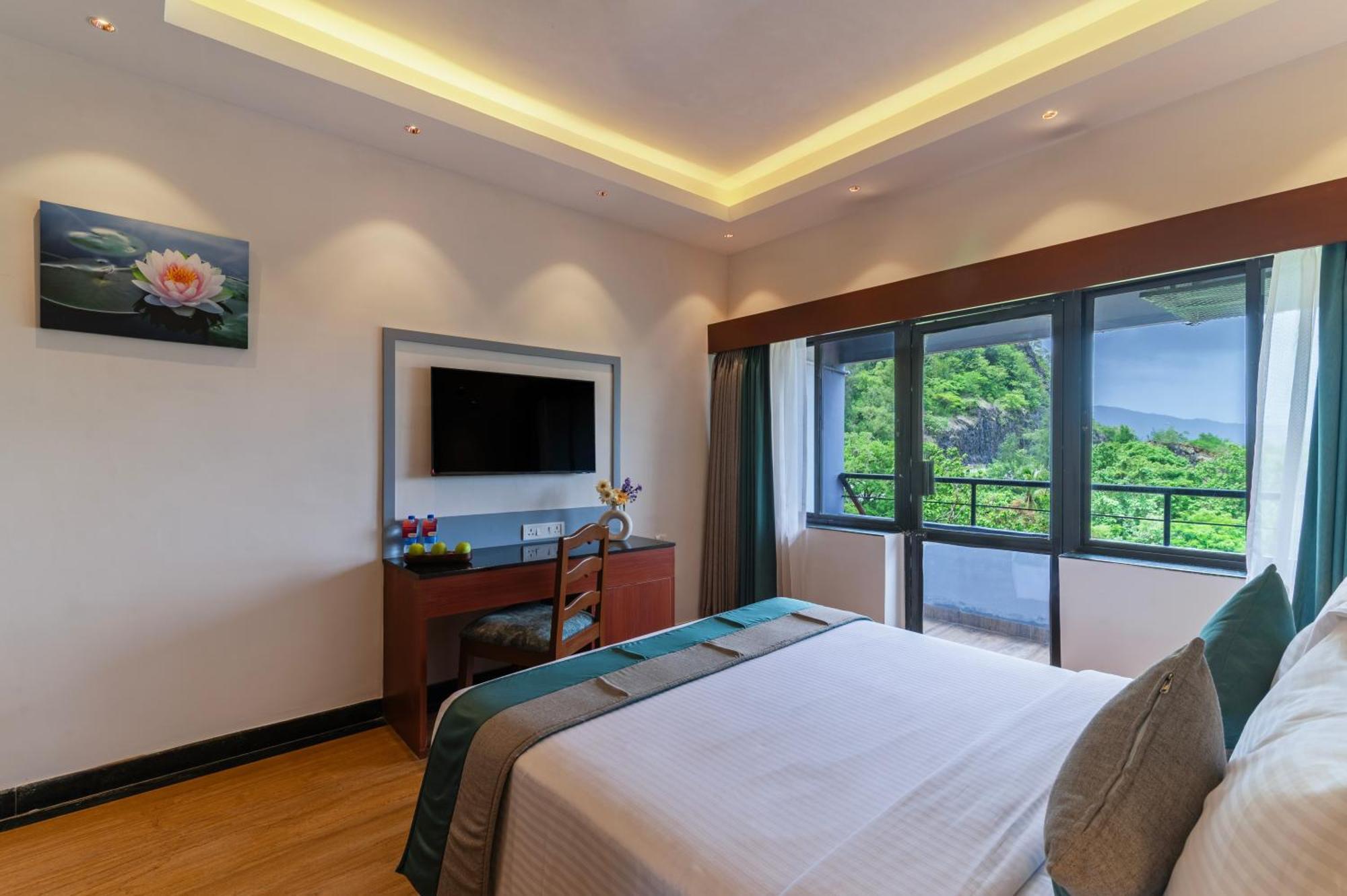 Hotel Sterling Karwar Exterior foto