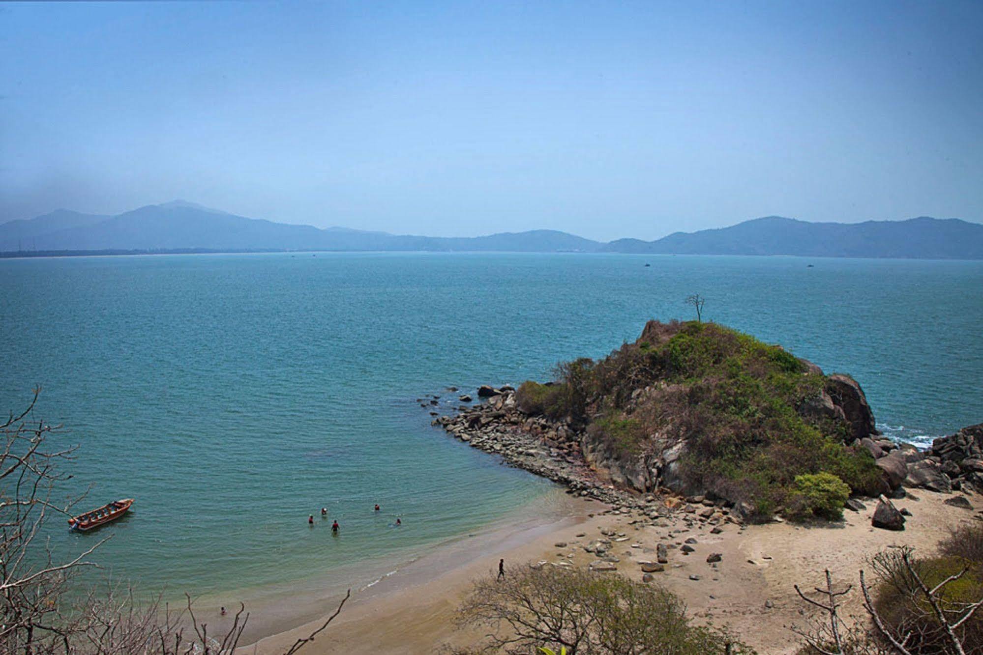 Hotel Sterling Karwar Exterior foto